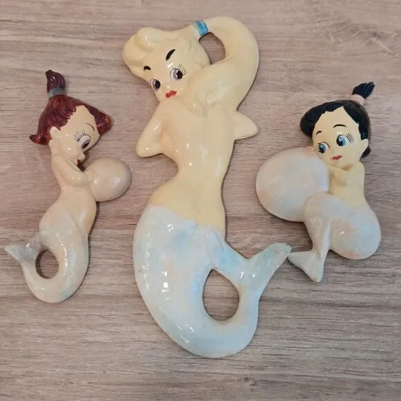 Vtg Mermaids + Bubbles Chalkware Kitsch Wall Hanging Plaques Set of 3 ~ 5"-8" - Picture 3 of 10